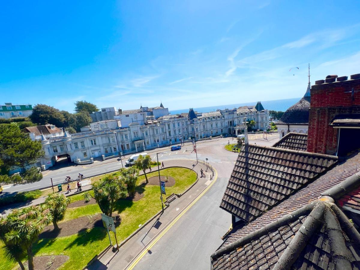 Lovely Apartment, One Minute From Bournemouth Beach And Town. 외부 사진
